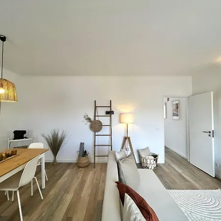 Design By Homing