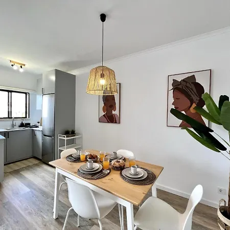 Design By Homing Албуфейра